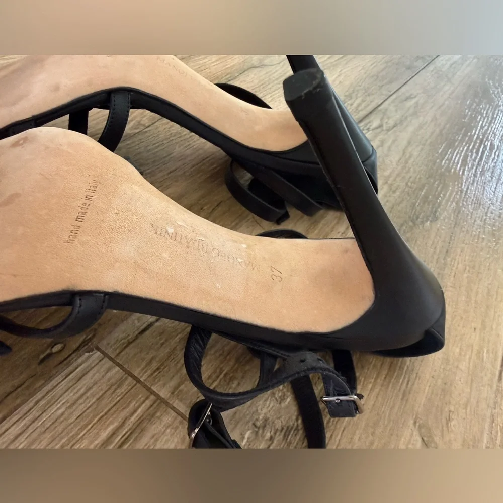 Original Manolo Blahnik heels - Picture 7 of 9